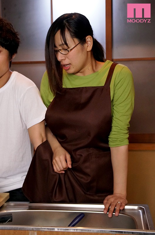 おばさんの肉体が気持ち良過ぎるから《後編》 ～ボクのおばさんは超名器だった～ 春菜はな 009